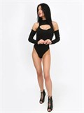 Боди с открытыми плечами Body-open-black